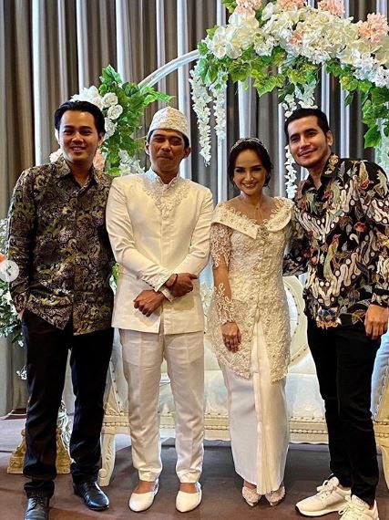 Angelica Simperler & Rico Hidros Daeng