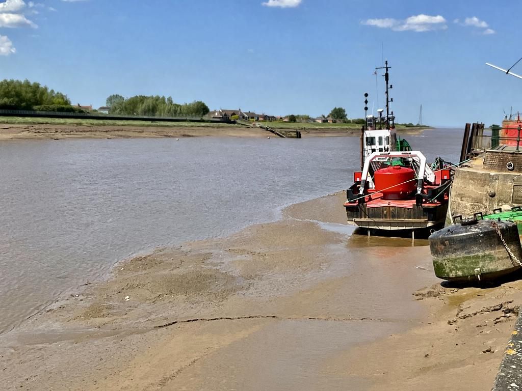 Пёстрая лента. Путешествие по сельским дорогам Англии в мае 2025 г.