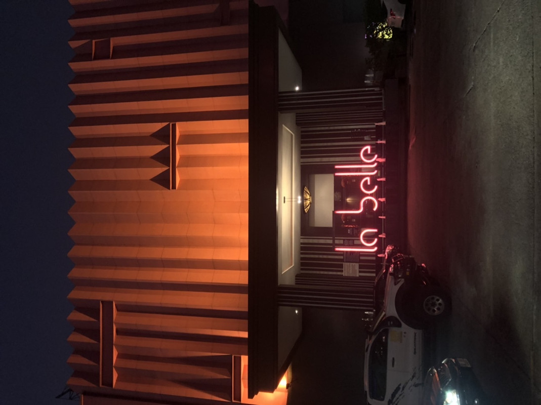 B960E975-34DA-47D9-90F9-BF40E8E4B272