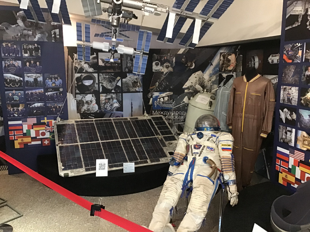 F7094D5D-AE8F-44CD-9E53-54E18829539D