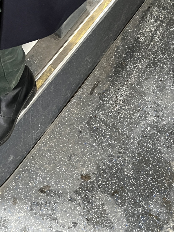 D97B49B7-4587-4952-B11F-AFAED1B3443C