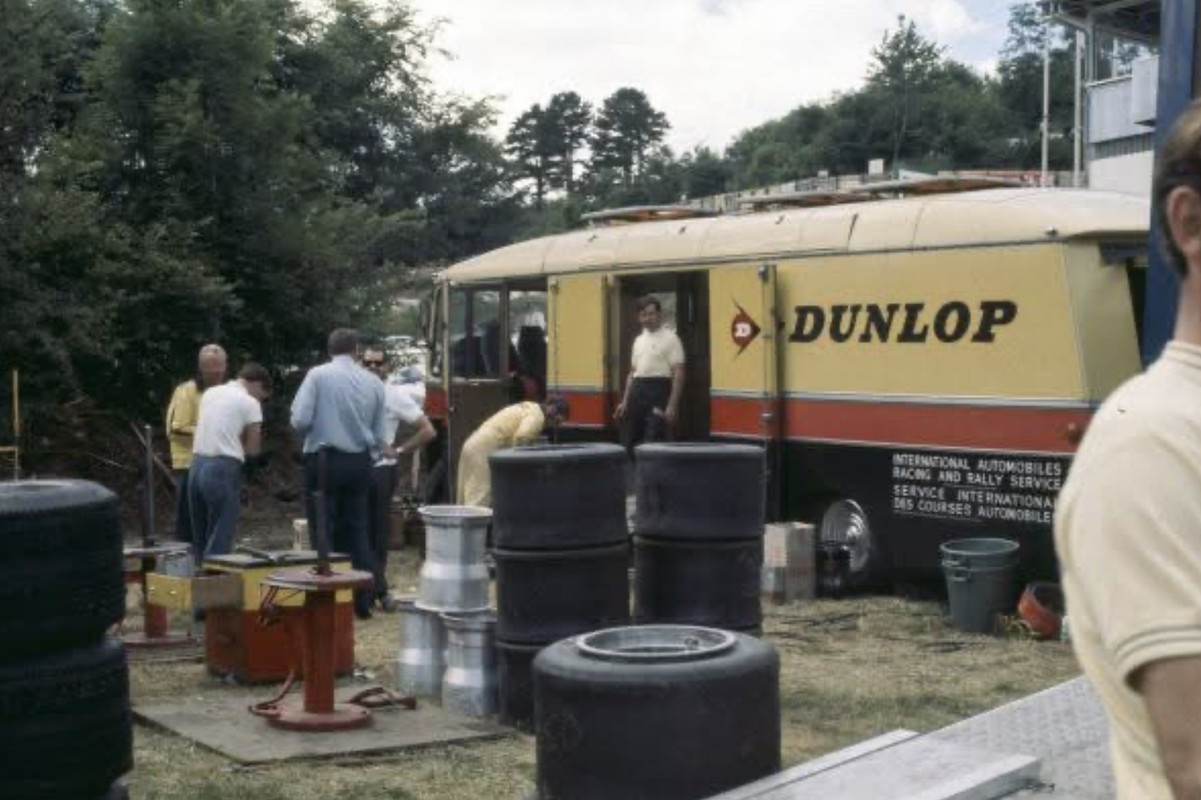 371C837D-674B-4960-84A8-3919DCE08BCB