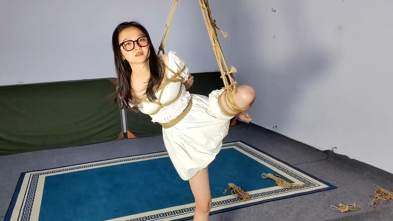 一绳所爱 甜心白鹿初体验.mp4_20230418_091220.806