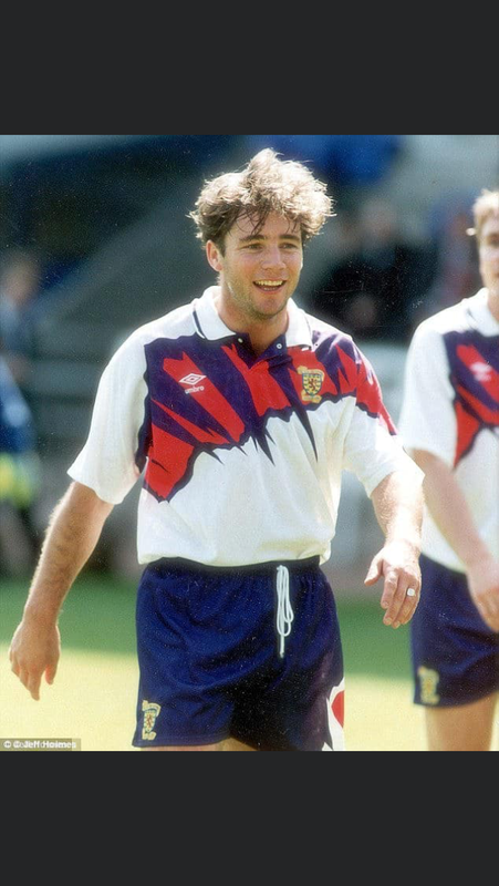 A54C473C-26E3-41B5-AD6B-8076A131DAE9