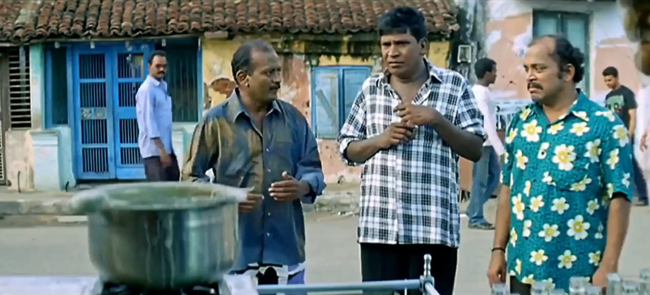 Aaru 2005 WebRip [Tamil] 480p, 720p ESub Screenshot