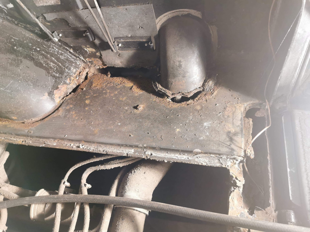 F692A2E9-5898-4411-8C63-593410E12897