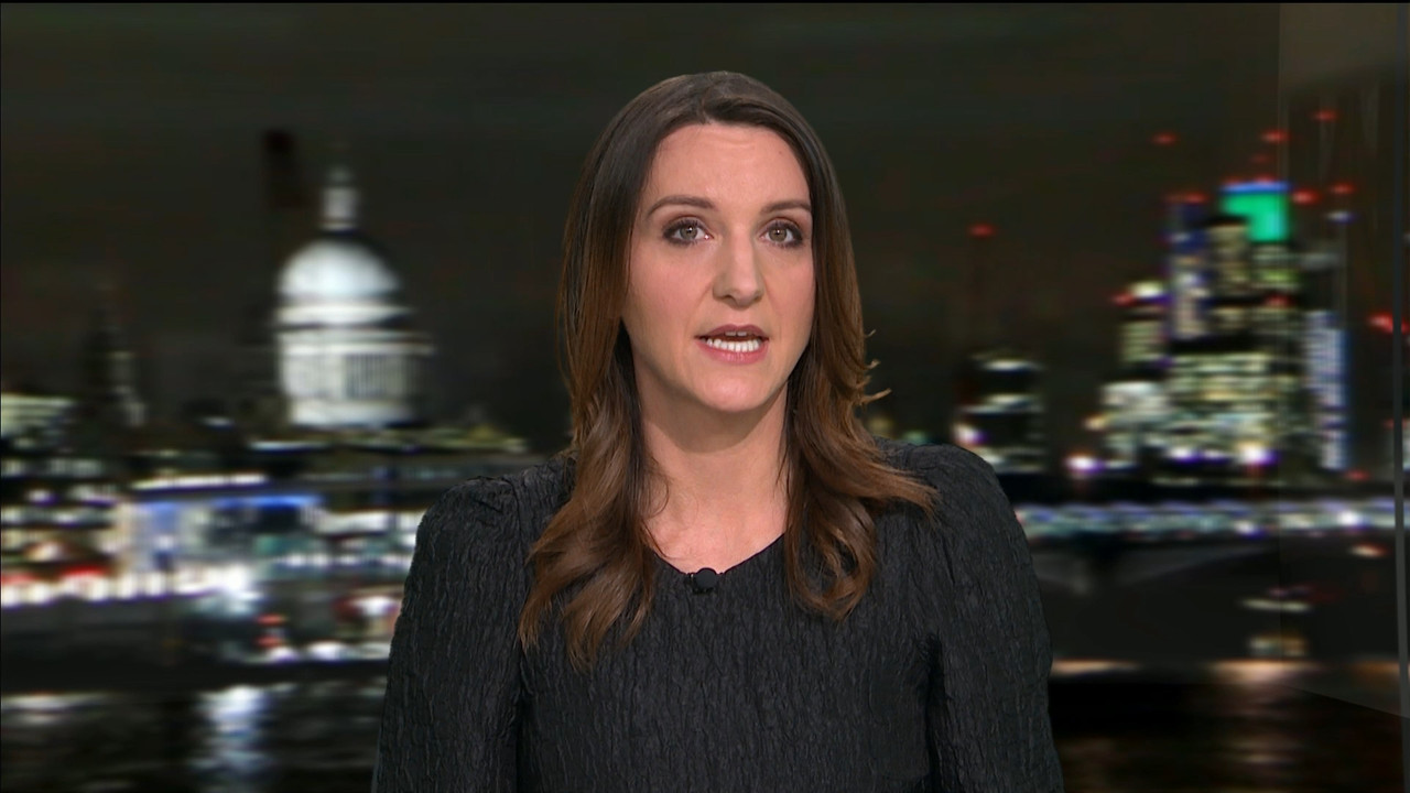 ITV News London_20210213_17451800.ts_snapshot_06.43.245