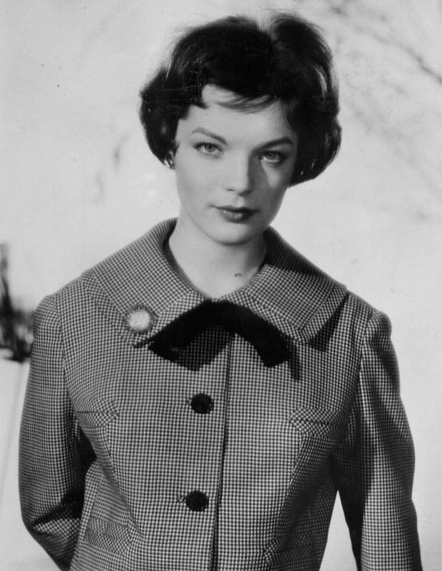 romy_schneider_jv33
