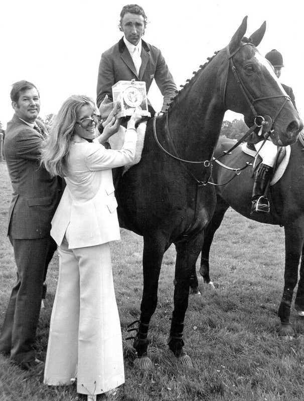 ingrid_pitt_b27