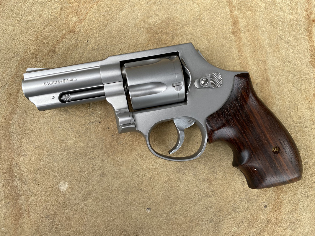 0842C19C-D7D7-436C-93BA-34D8882274E1