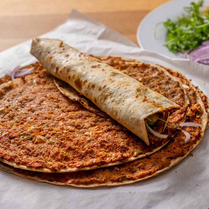 Lahmacun completo