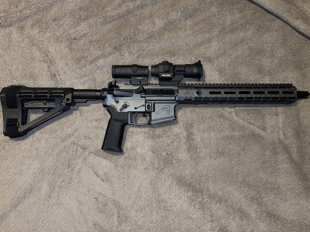 8E04257D-A496-4C65-B596-A85BB98D1235