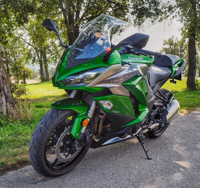 6EA9BF1B-7615-4FF9-BBE1-01AB19B3EBAB