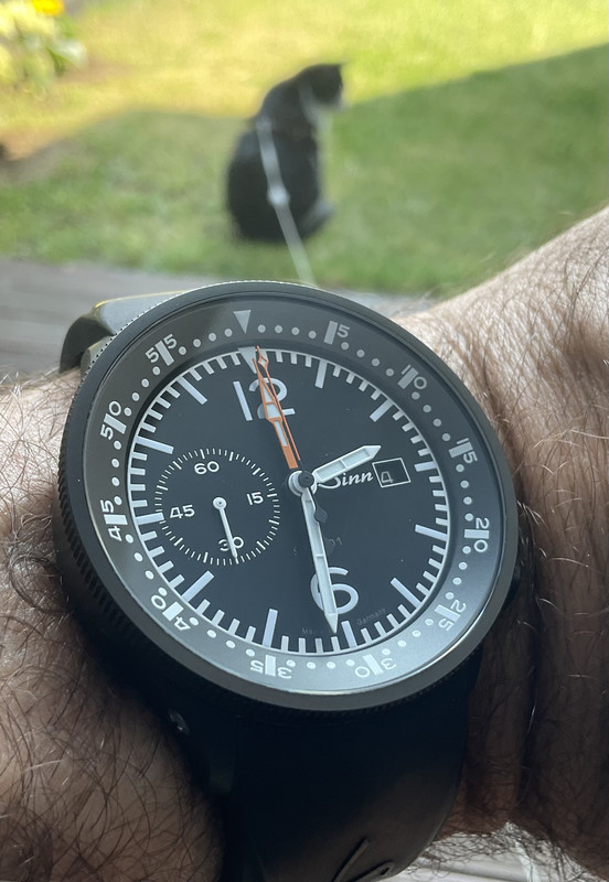 5E86B402-C60C-43D5-A812-F2BA1C71F588