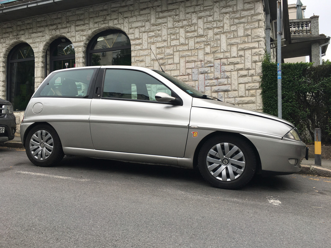 5EDF8CAE-8BC6-4C3C-9997-20D50D60126B