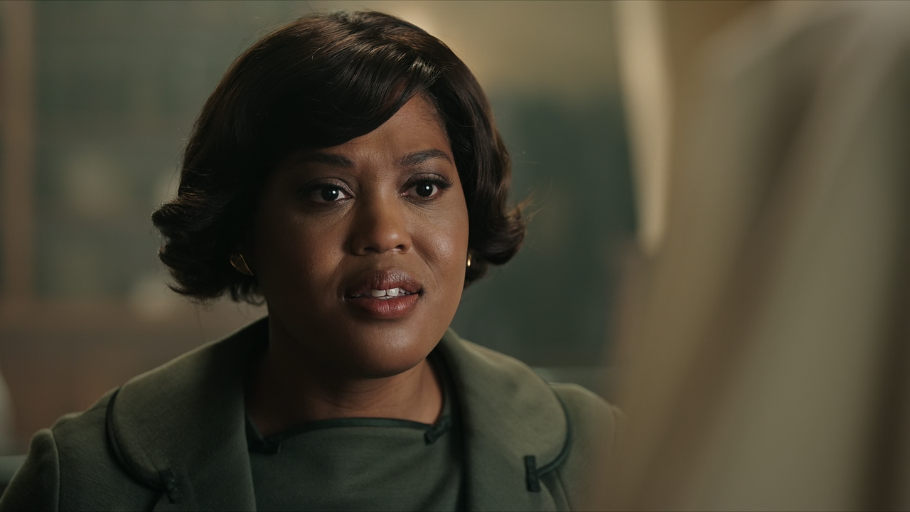 Godfather.of.Harlem.S04E01.New.Harlem.1080p.10bit.AMZN.WEB-DL.DDP5.1.HEVC-Vyndros.mkv_snapshot_33.38