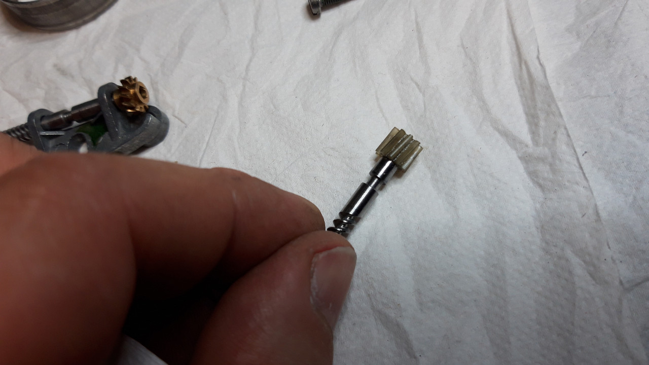 24696334-9F52-4539-902F-9D0830353006