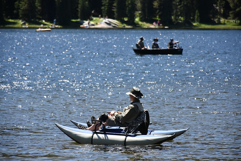 peopleindoublekayak.jpg