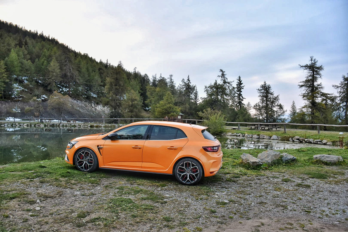 75FFE651-6457-4E6C-8FB9-AAFEC45A9695