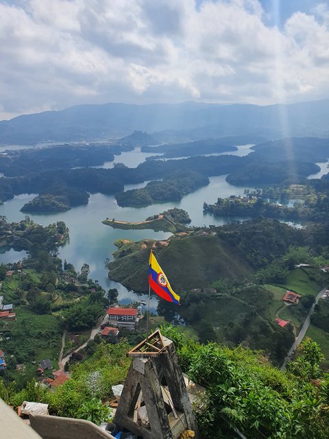 DIA 11: GUATAPÉ - MEDELLIN - Colombia y Curaçao Verano 2022 (7)