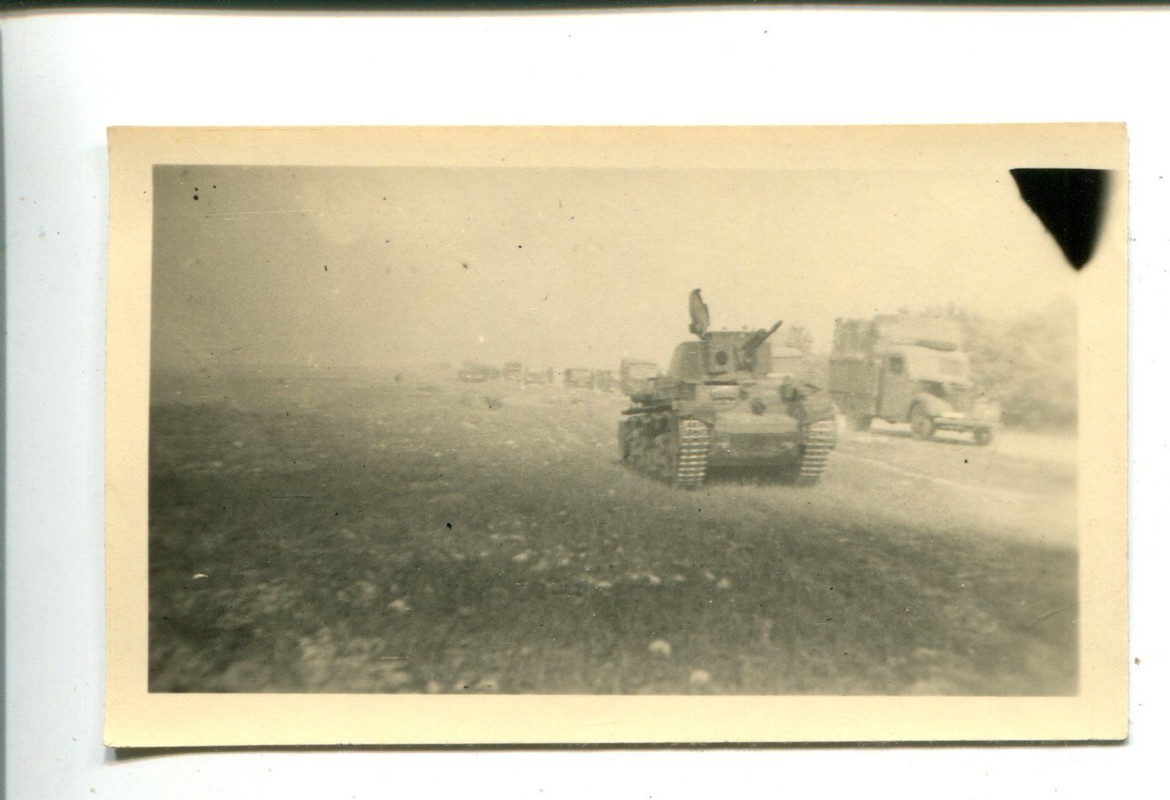 Orig.Foto zerstörter Panzer Tank 35 t Wehrmacht 