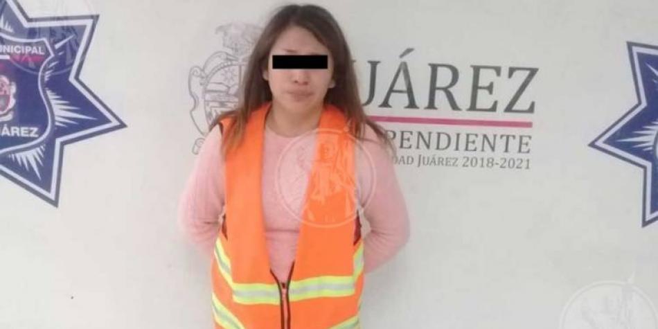 Mujer deja a sus hijos encerrados para irse a tomar