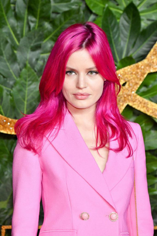 Barbara Palvin's New Hair & New Trends