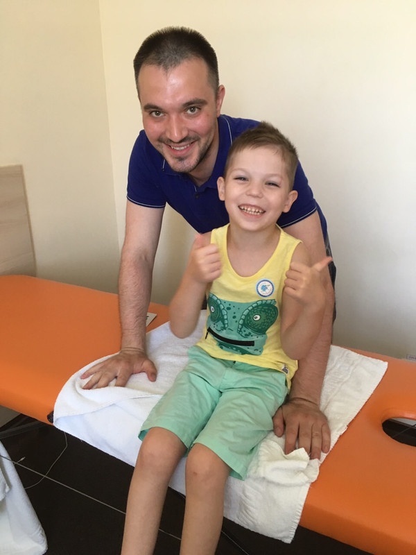 6C790487-C001-4AD0-A28F-A3D3523C3232