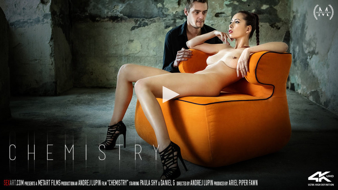 sexart.19.07.17.paula.shy.chemistry.4k