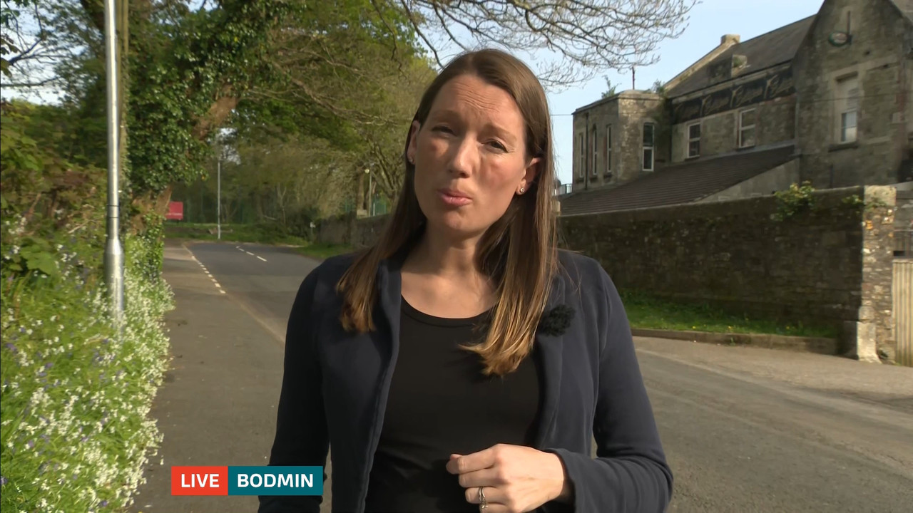 05.02 - 18.00.00 - ITV News West Country..ts_snapshot_02.39.526