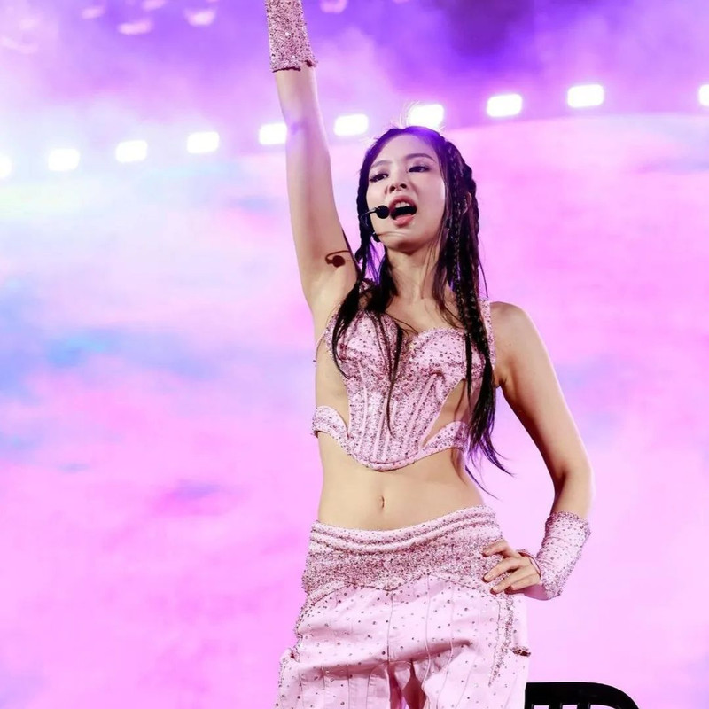 Jennie di Coachella 2023 pekan kedua

