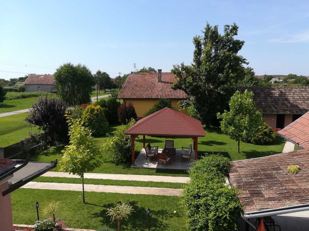 IMG-46db47eae9ac83d1a0cd31b4486c9b5b-V