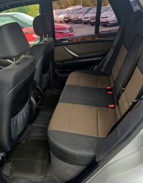 asiento-trasero-para-tres.jpg