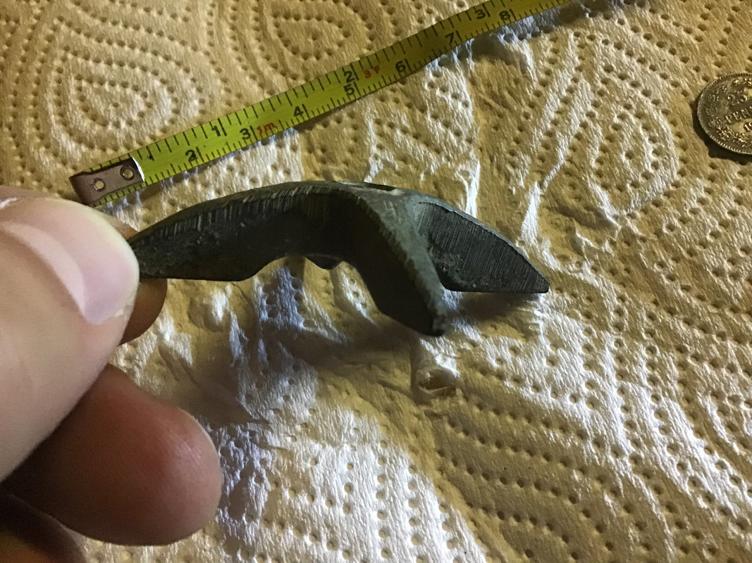 2161C471-AC1A-479A-A53B-EE1E9495E915