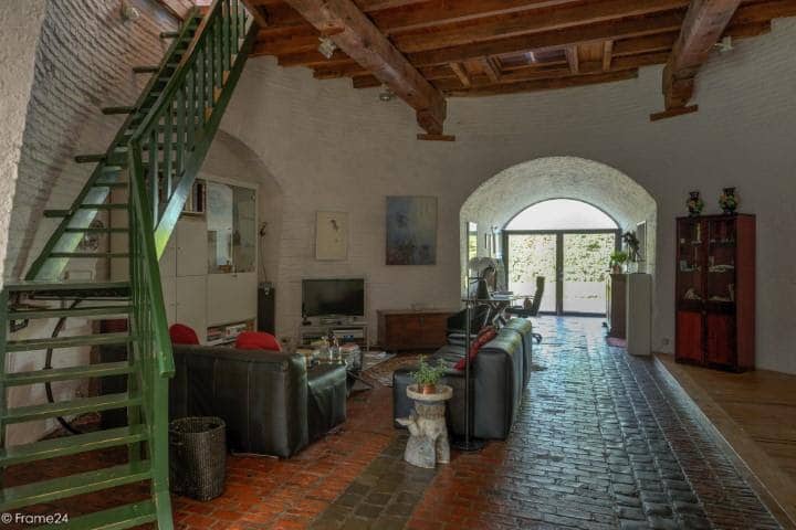 4c315133ac7c438aaee4d756da21dcc9