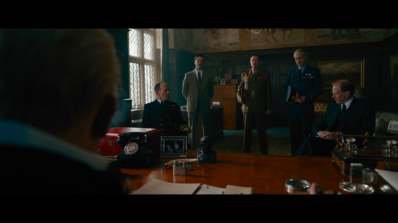 mpv-shot_The.Ministry.of.Ungentlemanly.Warfare.2024.2160p.UHD.BDREMUX.HDR.HEVC-Нечипорук_00_24_22_00