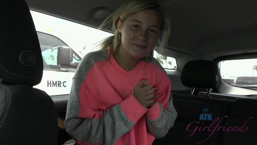 CSweets - ATKG!rlfr!3nd$ - 082518 SD.mp4_snapshot_00.10.009