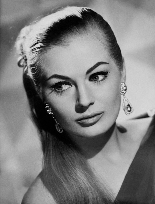 anita_ekberg_mf08