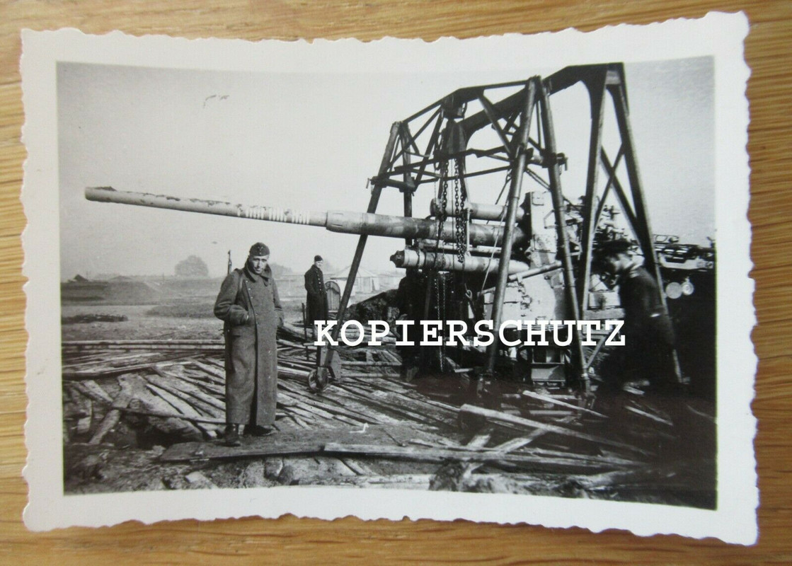 Altes Foto deutsches Flak Geschütz 10,5-cm-Flak