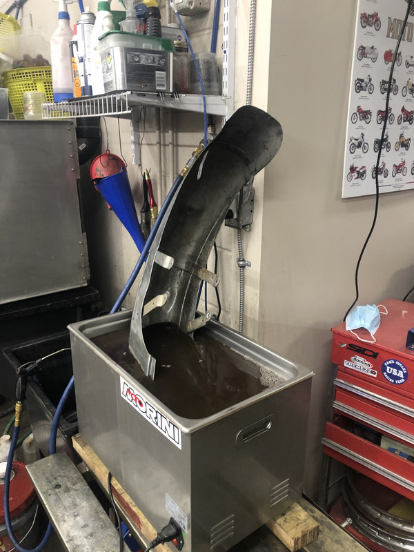 D9142B3B-9B5B-41B7-A409-27DAB6B63740