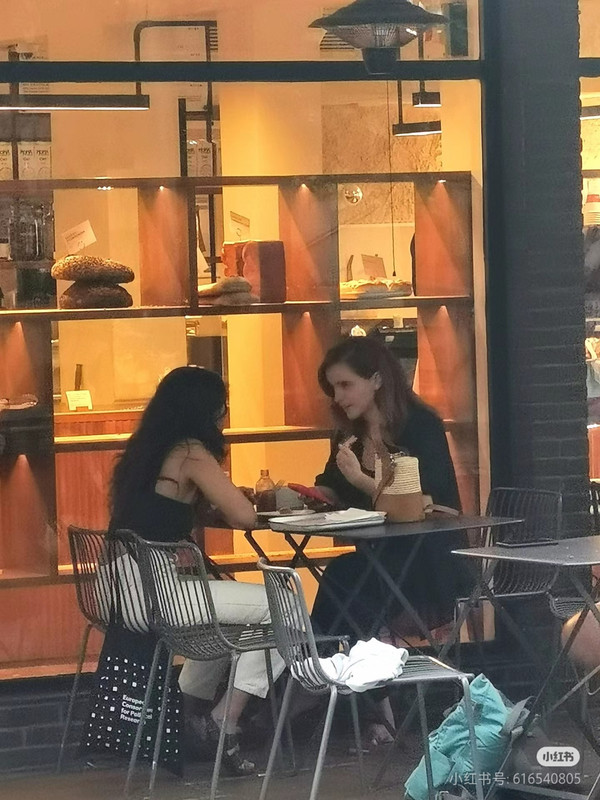 emmawatson-photogallery.blogspot.com (1)