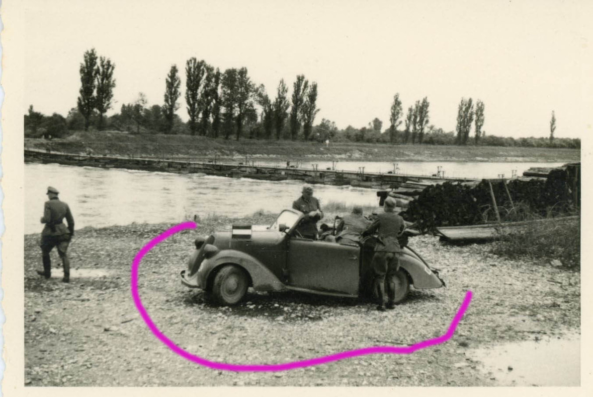 Auto Wagen PKW Cabrio Kübelwagen Fahne