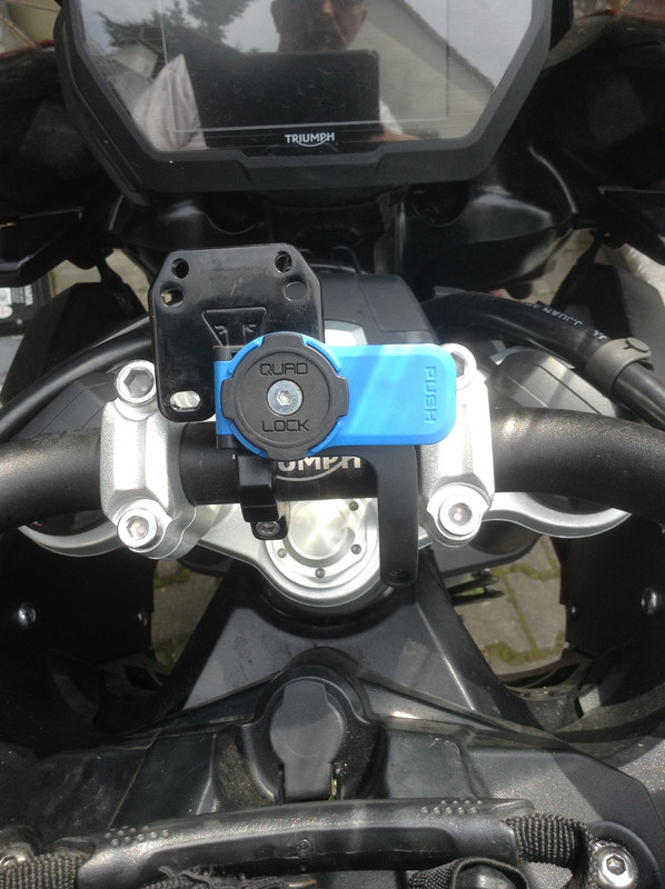 DC37EA8E-8238-48A1-8209-25C1DD6CBB75