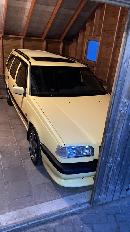 6F32910B-10AB-48FE-A54C-0529CBE124BE