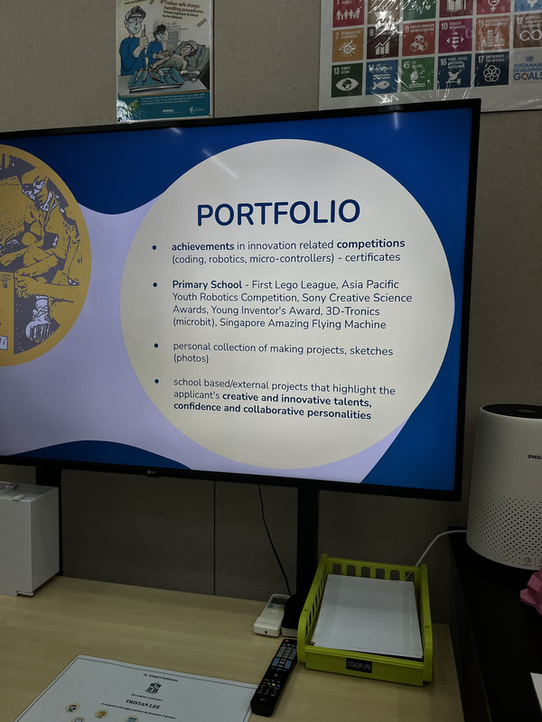 01E75FC0-08B8-412A-BC40-8CA49E6F89B5