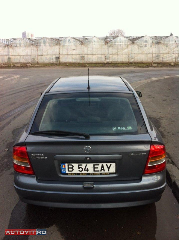 C32272173_4