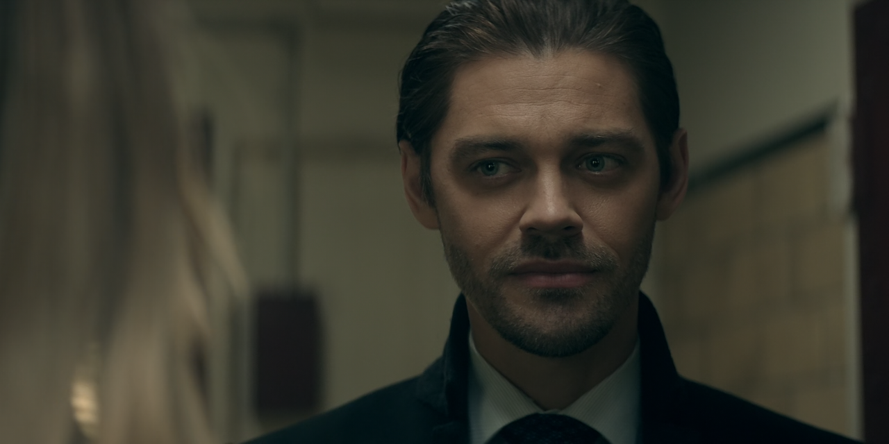 Prodigal.Son.S02E11.You.Can.Run.1080p.10bit.AMZN.WEB-DL.DDP5.1.HEVC-Vyndros.mkv_snapshot_08.19_[2021