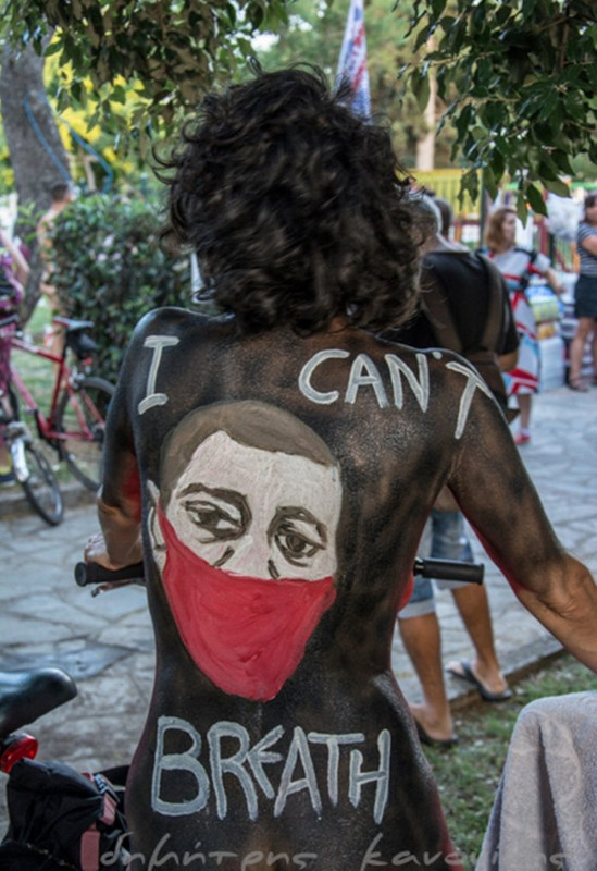 γυμνή-ποδηλατοδρομία-34-696x1014