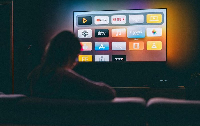 Comprar - Eligiendo un televisor perfecto: la mejor y última tecnología de vanguardia en tu sala de estar Tv-conectividad