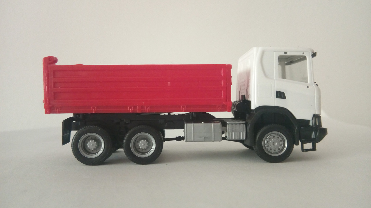 Mach (8960)